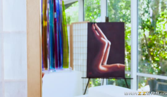 Массажистка работает с красивой пациенткой - лесби порно Массажистка работает с красивой пациенткой - лесби порно